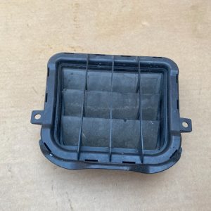 Grila ventilatie Audi A4 B8 8K0819181A 8K0 819 181 A - Dezmembrari Auto