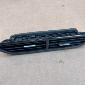 Grila ventilatie centrala VW ID3 ID.3 10A819728 10A 819 728 - Dezmembrari Auto