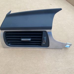 Grila ventilatie stanga Audi A6 C7 2016 4G1820901 4G1 820 901 la 0 km - Dezmembrari Auto