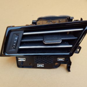 Grila ventilatie stanga VW Arteon 3G1819701 3G1 819 701 - Dezmembrari Auto