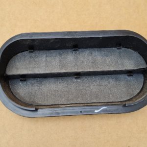 Grila ventilatie VW Touran 2017 6R0819465A 6R0 819 465 A - Dezmembrari Auto