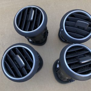 Grile aerisire plansa bord Audi A3 8P s-line - Dezmembrari Auto