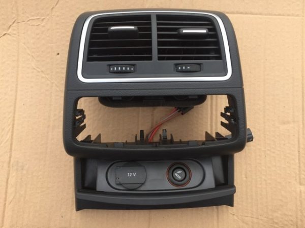 Grile ventilatie aerisire spate Audi A6 4G C7 4G0 919 565 A 4G0919565A - Dezmembrari Auto