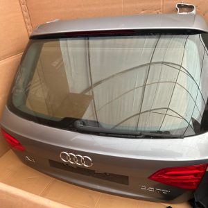 Haion cu luneta Audi A4 B8 din 2008 2009 2010 2011 2012 2013 2014 2015 - Dezmembrari Auto