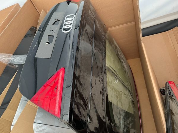 Haion cu luneta Audi A7 2011 2012 2013 2014 2015 - Dezmembrari Auto