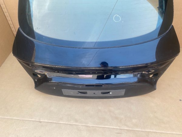 Haion cu luneta Audi A7 2011 2012 2013 2014 2015 - Dezmembrari Auto - imagine 4