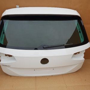 Haion cu luneta ionizata r-line VW Passat B8 combi culoare alb LC9A - Dezmembrari Auto
