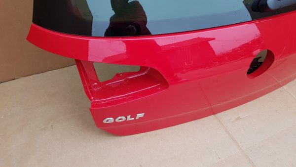 Haion cu luneta ionizata VW Golf 7 facelift 2019 culoare rosu LY3D - Dezmembrari Auto - imagine 3