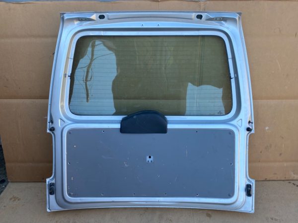 Haion cu luneta VW Caddy life din 2003 2004 2005 2006 2007 2008 2009 culoare gri-argintiu LA7W - Dezmembrari Auto - imagine 5