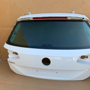 Haion gol cu luneta ionizata VW Passat B8 alb LC9A - Dezmembrari Auto