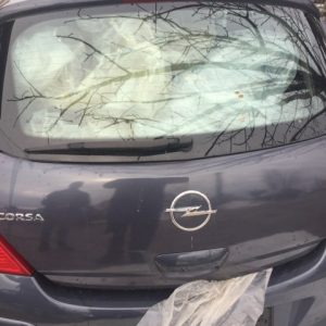 Haion luneta Opel Corsa D 2007 coupe - Dezmembrari Auto