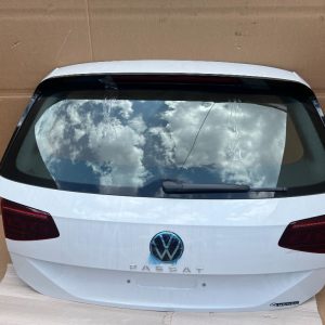Haion cu luneta VW Passat B8.5 variant RLINE din 2023 la 0 km - Dezmembrari Auto