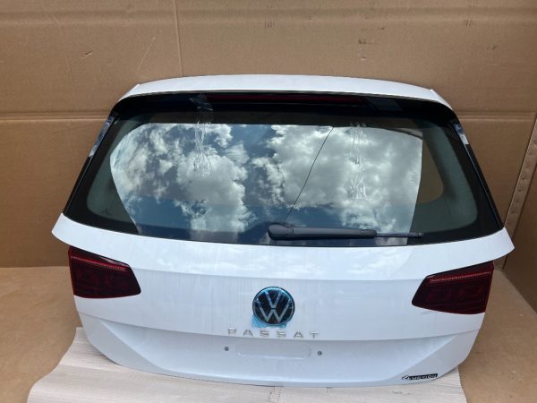 Haion cu luneta VW Passat B8.5 variant RLINE din 2023 la 0 km - Dezmembrari Auto