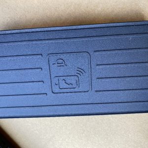 Incarcator telefon wireless Audi Q8 4N0035502 4N0035502A 4N0035502B - Dezmembrari Auto