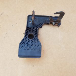 Incuietoare capota Audi A3 8P 8P0823480A 8P0 823 480 A - Dezmembrari Auto