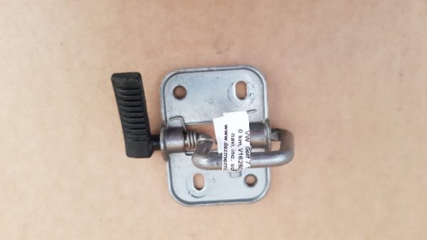 Incuietoare capota VW Golf 7 5Q0823186A 5Q0 823 186 A - Dezmembrari Auto