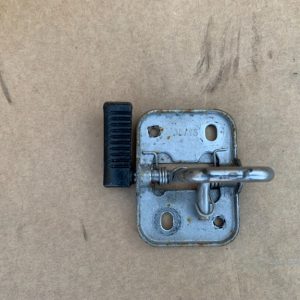 Incuietoare capota VW Jetta 2017 1K8823186D 1K8 823 186 D - Dezmembrari Auto