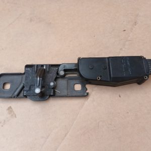 Incuietoare portbagaj VW Audi Seat Skoda 4F9827383A 4F9827383E 4F9827383G - Dezmembrari Auto