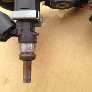 Injectoare injector Audi A4 1.8 tfsi 2013 06L906031A 06L 906 031 A - Dezmembrari Auto