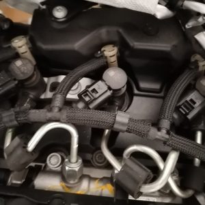 Injectoare injector VW Golf 7 1.6 tdi 04L130277D 04L130277BC - Dezmembrari Auto