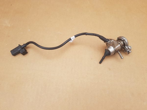 Injector Ad Blue adblue Audi A4 B9 A5 F5 Q5 3.0 tdi 4G0131113D 4G0 131 113 D - Dezmembrari Auto