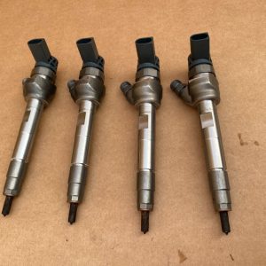 Injector injectoare BMW X1 F48 2017 8514146 13538514146 la 0 km - Dezmembrari Auto