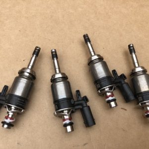 Injector / injectoare VW Golf 7 1.5 DAC facelift 04E906036G 04E 906 036 G - Dezmembrari Auto