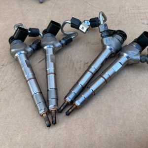Injector injectoare VW Passat B8 2023 2.0 tdi 05L130277M 05L 130 277 M la 0 km - Dezmembrari Auto