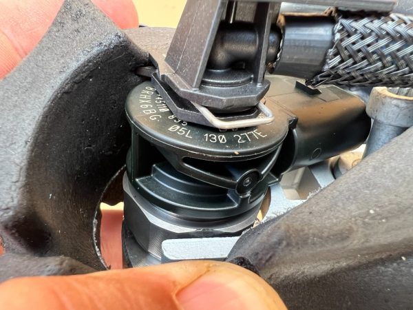 Injector VW 2.0 tdi din 2023 la 0 km 05L130277E 05L 130 277 E - Dezmembrari Auto