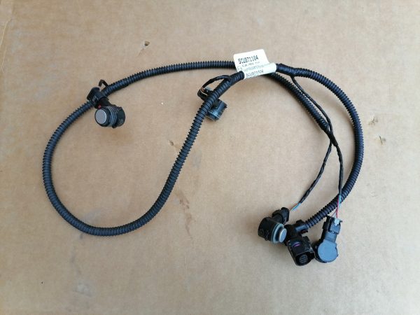 Instalatie cu 4 senzori parcare spate VW Jetta 2016 5CU971104 5Q0919275B - Dezmembrari Auto