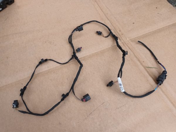 Instalatie electrica bara spate cu 4 senzori parcare VW Passat B8 facelift 3G5971104J 3G5 971 104 J - Dezmembrari Auto