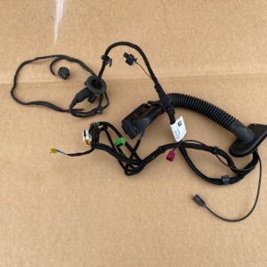 Izolatie usa fata stanga Mercedes C-Class W205 A2057270516 - Dezmembrari Auto
