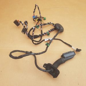 Instalatie usa VW Passat B8 3G1971121M 3G1 971 121 M - Dezmembrari Auto