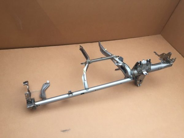 Intaritura / armatura plansa bord VW Golf 7 5Q1858046P 5G1 857 017 H - Dezmembrari Auto