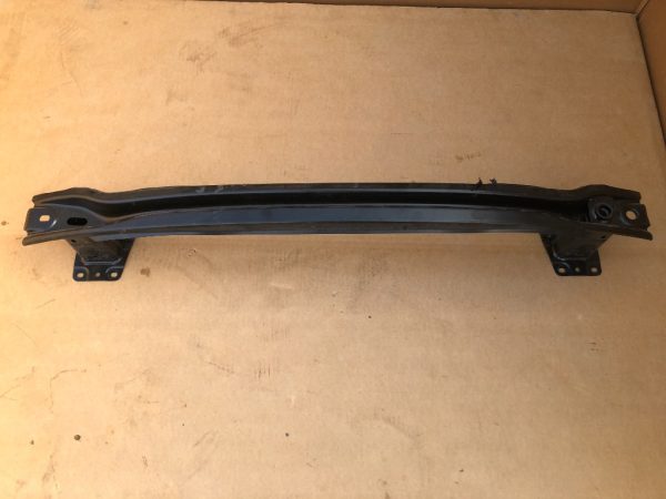 Intaritura bara spate VW Touran 2017 5TA807557 5TA 807 557 - Dezmembrari Auto