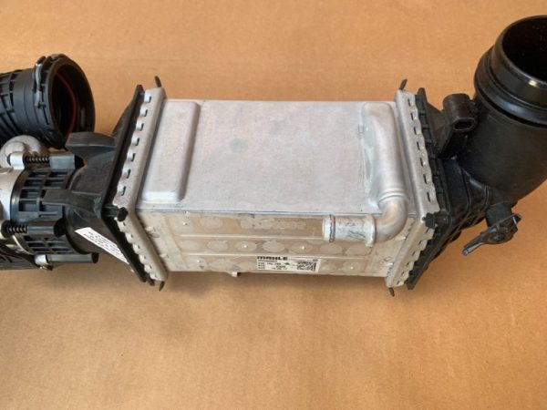 Intercooler VW Golf 7 2018 04E145785 04E 145 785 - Dezmembrari Auto