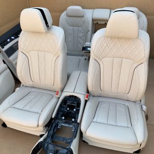 Interior complet din piele crem BMW G11 G12 2017 - Dezmembrari Auto