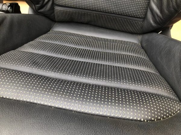 Interior piele perforata VW Golf 7 variant - scaune cu incalzire, banchete, cotiera - Dezmembrari Auto - imagine 3