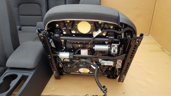 Interior textil Audi A4 B8 2015 - scaune fata full electrice cu incalzire - Dezmembrari Auto - imagine 2