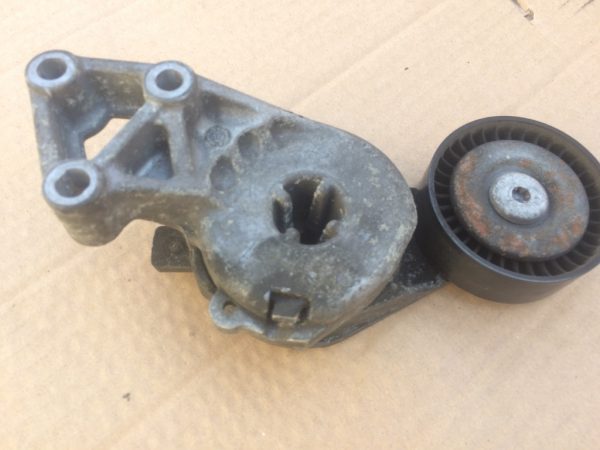 Intinzator Audi A3 8P 1.6 fsi 06A903315F 06A 903 315 F - Dezmembrari Auto