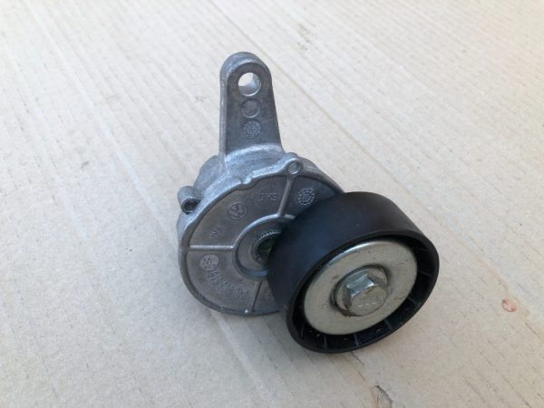 Intinzator curea VW Arteon 2.0 tdi 04L903315B 04L 903 315 B la 0 km - Dezmembrari Auto