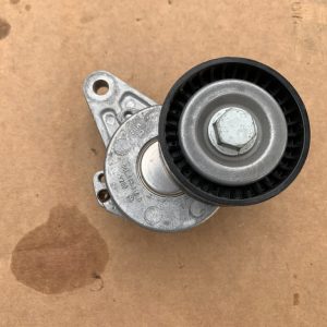 Intinzator curea VW Arteon 2.0 tdi 04L903315D 04L 903 315 D la 0 km - Dezmembrari Auto