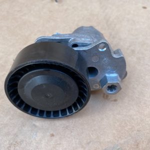 Intinzator curea VW Passat B8 2.0 tdi 04E145299L 04E 145 299 L la 0 km - Dezmembrari Auto