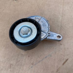 Intinzator curea VW Passat B8 2023 04L903315J 04L 903 315 J la 0 km - Dezmembrari Auto