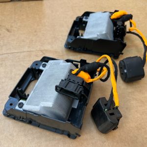 Inverter 115V 150W VW Jetta 5k0907155a 5k0 907 155 a - Dezmembrari Auto