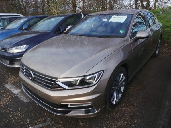 Dezmembrez VW Passat B8 2016 limuzina 2.0 DFC R-LINE - Dezmembrari Auto