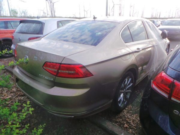 Dezmembrez VW Passat B8 2016 limuzina 2.0 DFC R-LINE - Dezmembrari Auto - imagine 4