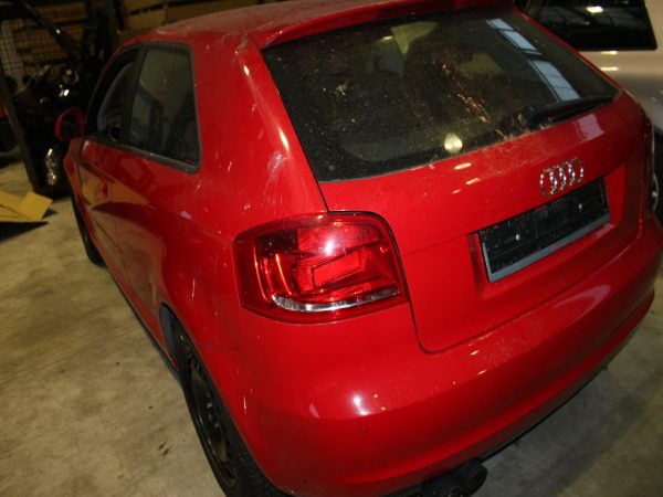 Dezmembrari Audi A3 8P facelift din 2009 1.6 tdi CAY xenon led adaptive volan sport navi plus color - Dezmembrari Auto - imagine 3