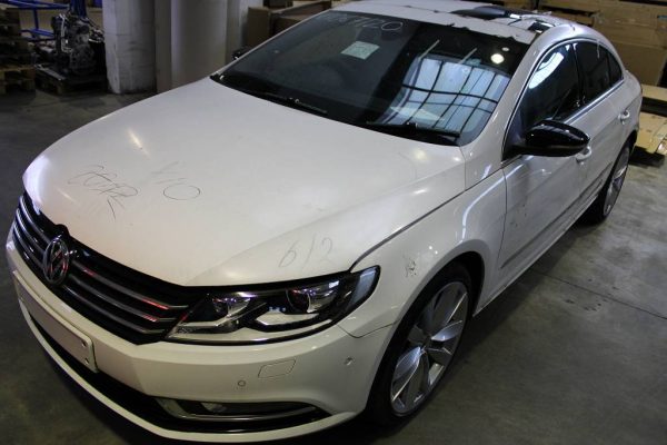 Dezmembrari VW Passat CC din 2016 2.0 tdi CFG CFGC QZP camera spate DCC ACC PDC jante 19 - Dezmembrari Auto