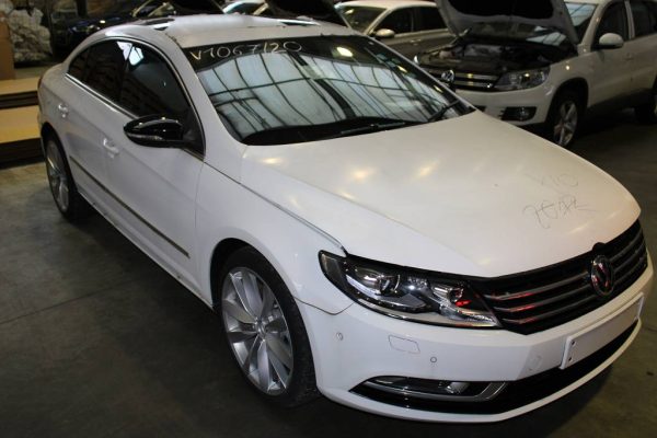 Dezmembrari VW Passat CC din 2016 2.0 tdi CFG CFGC QZP camera spate DCC ACC PDC jante 19 - Dezmembrari Auto - imagine 6